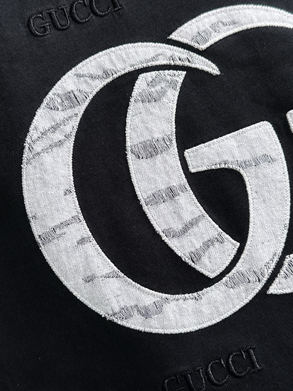 ブランドTシャツ角部分ディテール